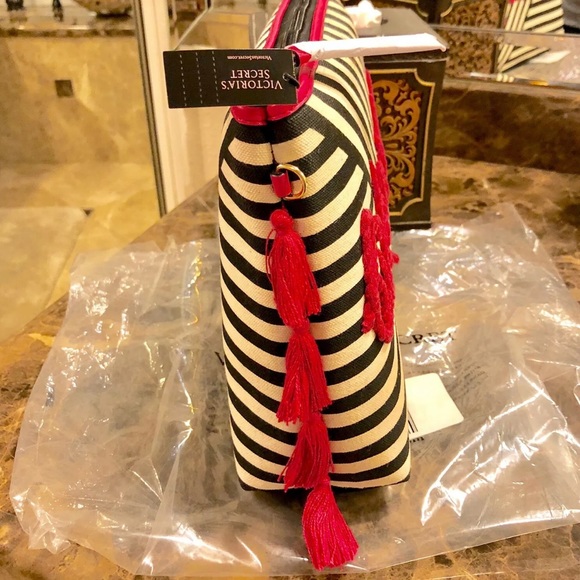 NWT-Victoria's Secret~”Bikini Life”~Embellished Cosmetic/Swimsuit Bag/Wristlet - Picture 2 of 4